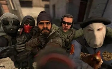 斗地主什么时候该放弃抢（斗地主在何种情况下应放弃抢地主？）