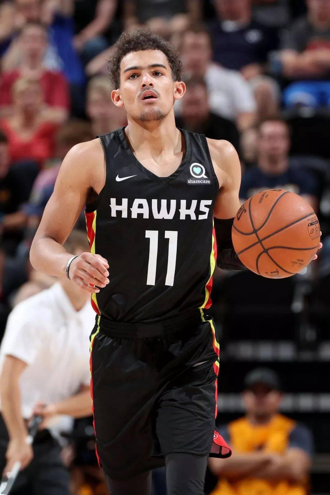 掘金迎战雄鹿前瞻：阵容受损主场挑战，字母哥率队冲击连胜